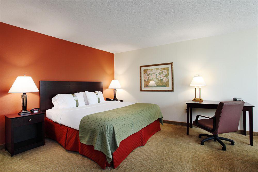 Holiday Inn Knoxville West - Cedar Bluff, An Ihg Hotel Room photo